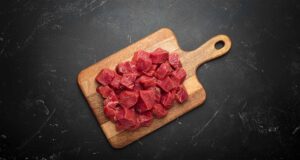 Carne rossa e diabete: quanta se ne può mangiare davvero senza rischi?
